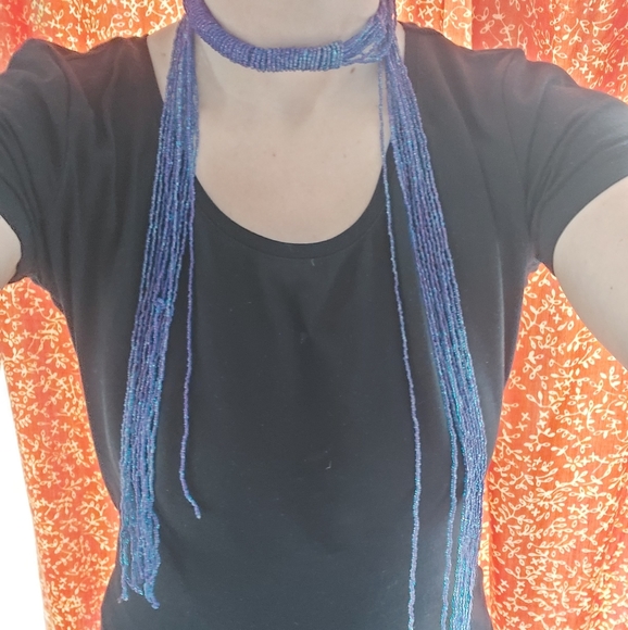 Long open beaded necklace - Picture 2 of 2